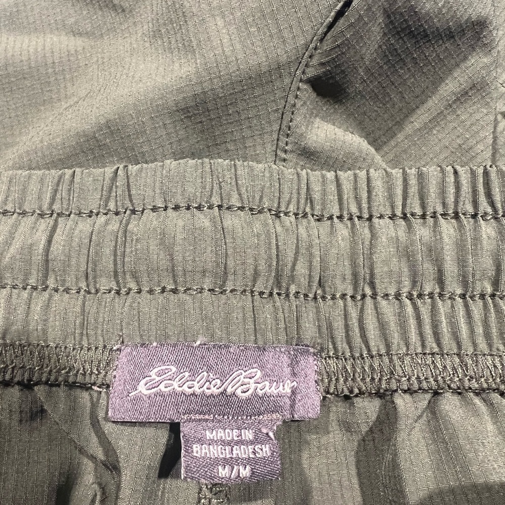 Eddie Bauer Women's Size M Green Pullon Elastic Shorts Hiking Outdoors Camping - Picture 5 of 6